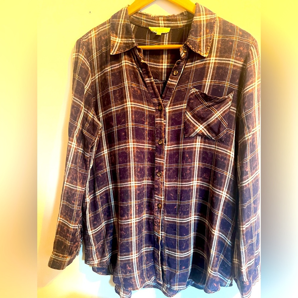 Mysteree Plaid Tunic Button Up